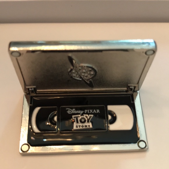 Disney Toy Story Set of 2 pins. In box with UPC code. Limited Edition. - Picture 8 of 16